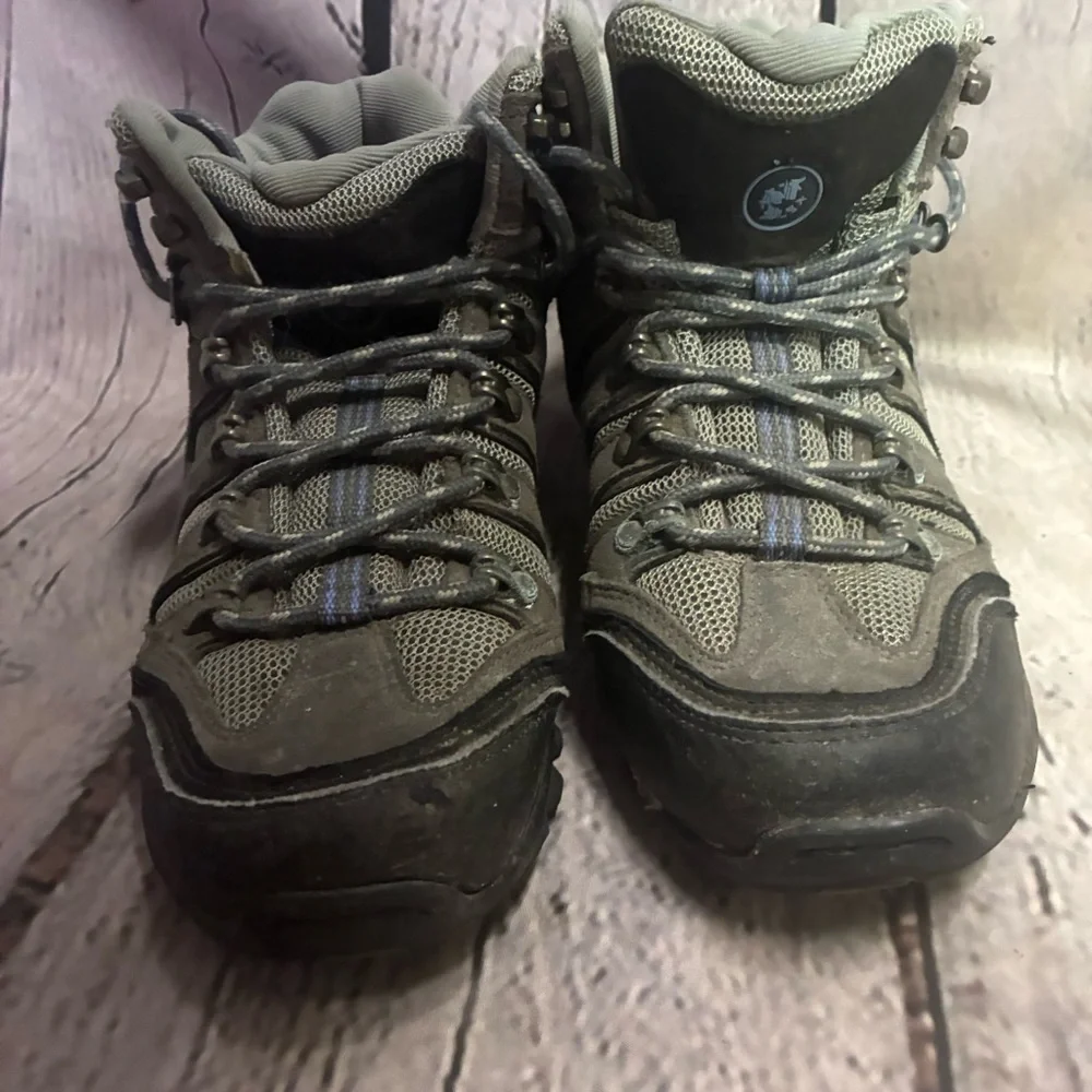 Nevados‎ Basque Mid Women’s Outdoor Hiking Trail Boots Gorpcore Sz 8.5 AS IS